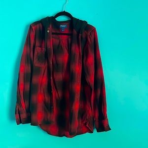 Red & Black checkered flannel hoodie, men’s medium